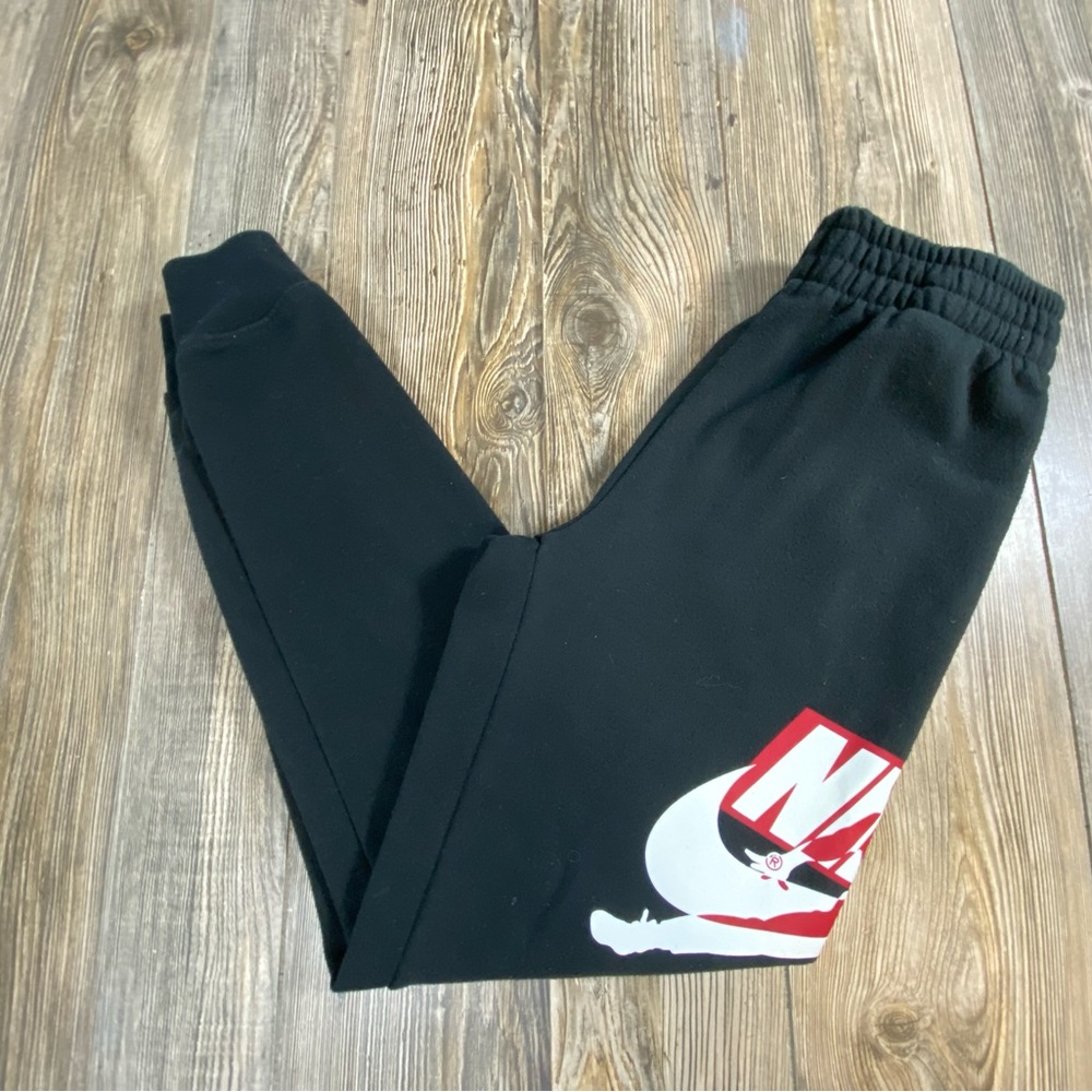 SOLD NIKE JORDAN Boy's Black Classic Jogger Fleece Sweatpants Size - Picture 1 of 8